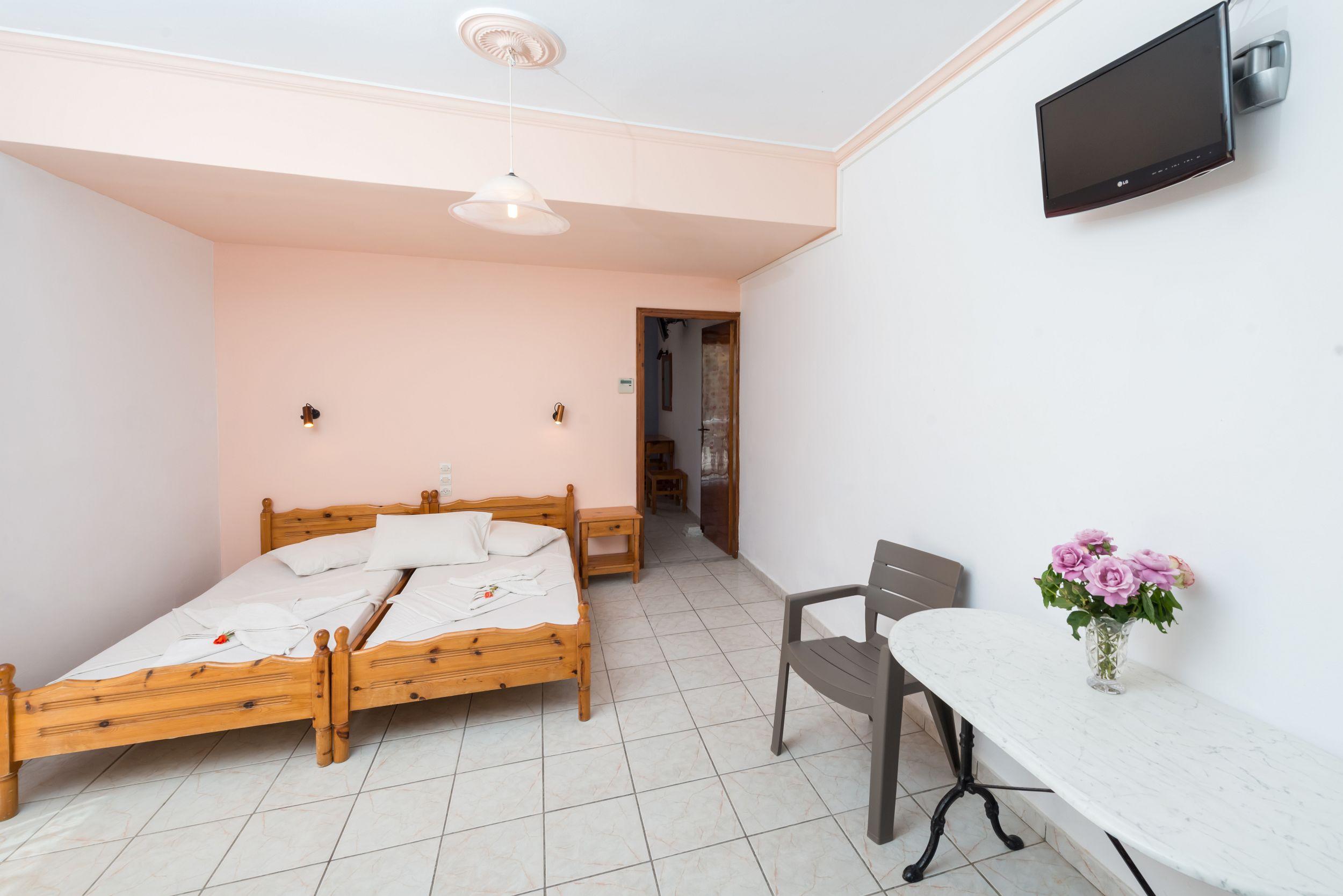 Athina Apartments Zakynthos Town Exterior photo