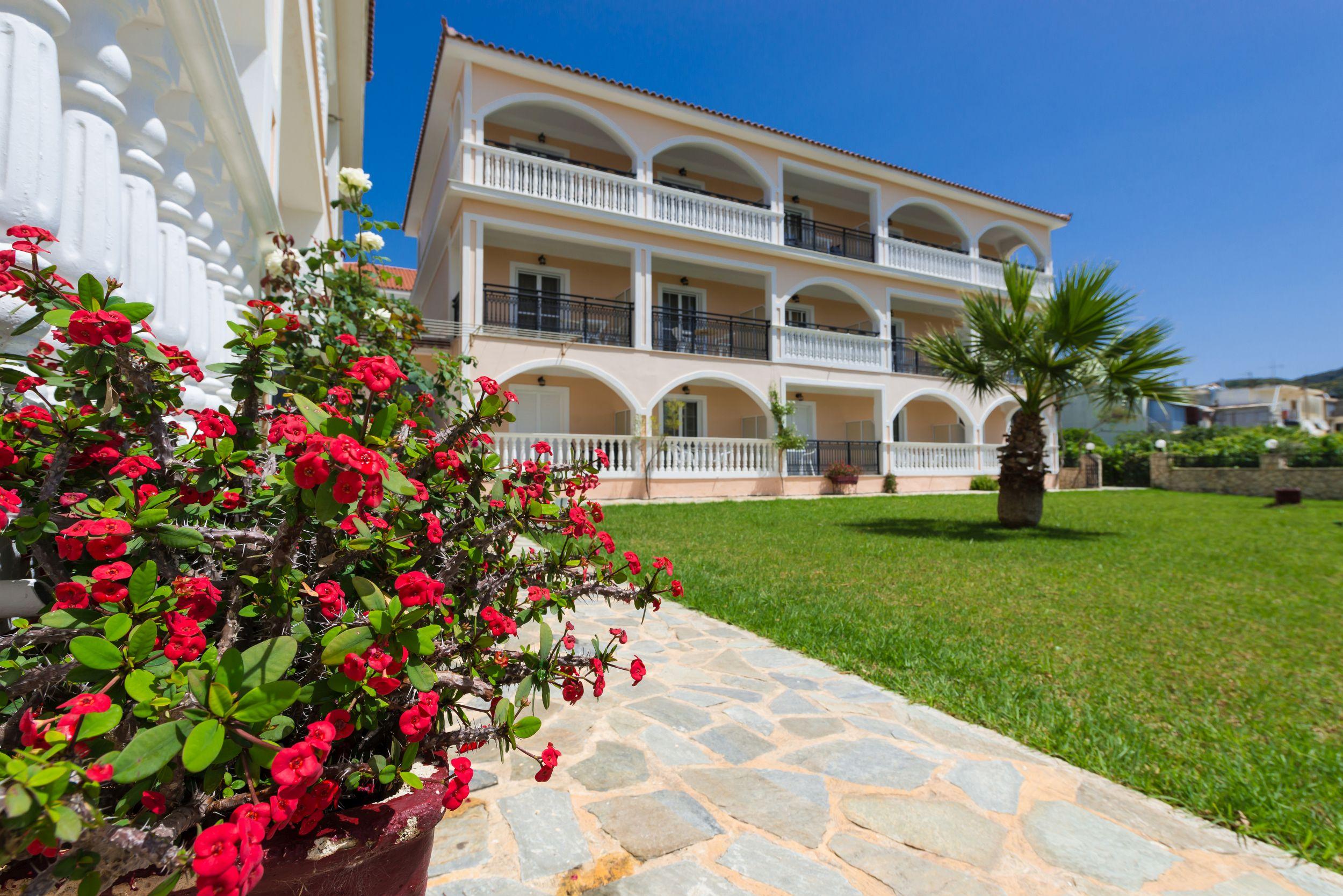 Athina Apartments Zakynthos Town Exterior photo