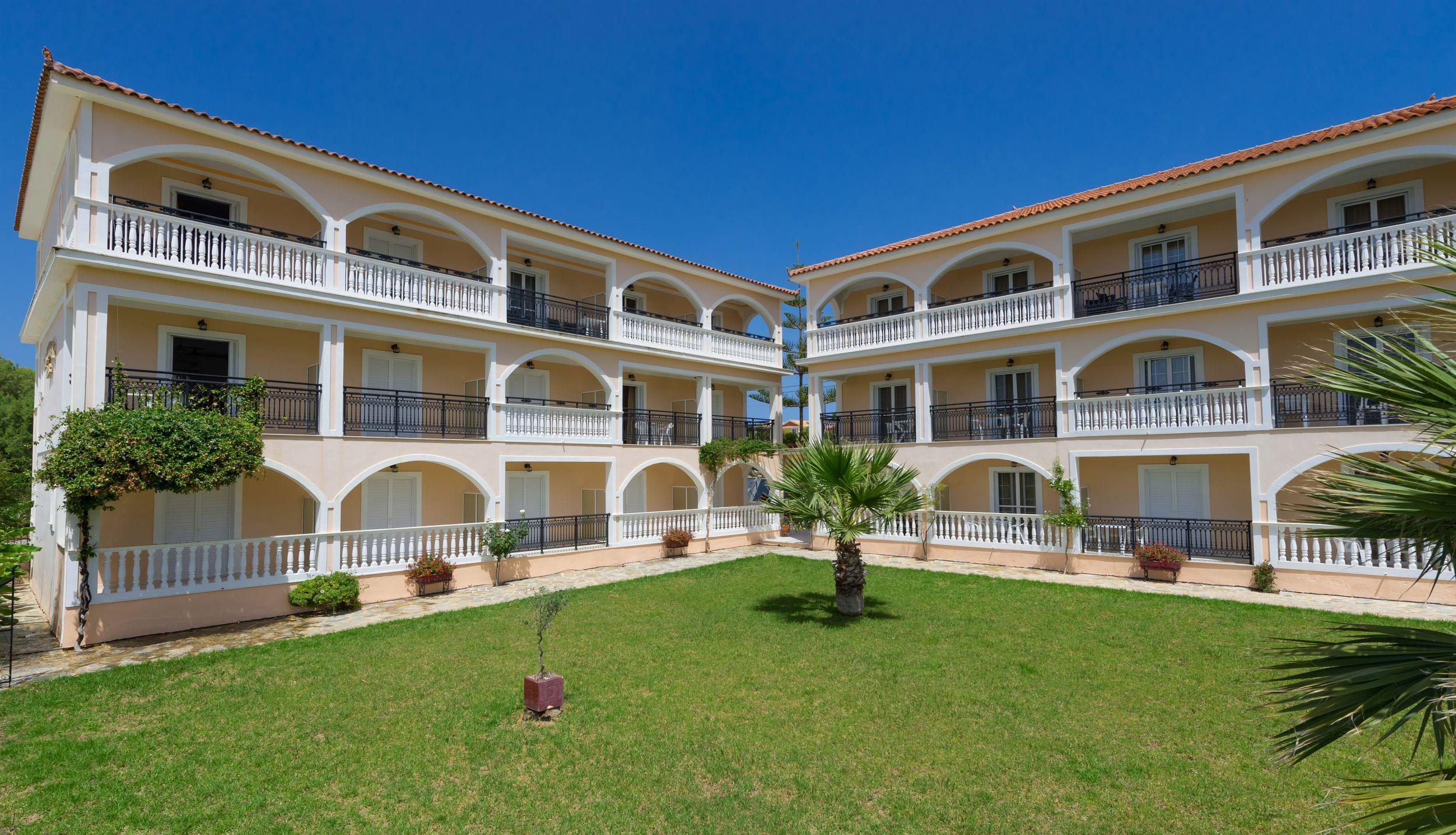 Athina Apartments Zakynthos Town Exterior photo