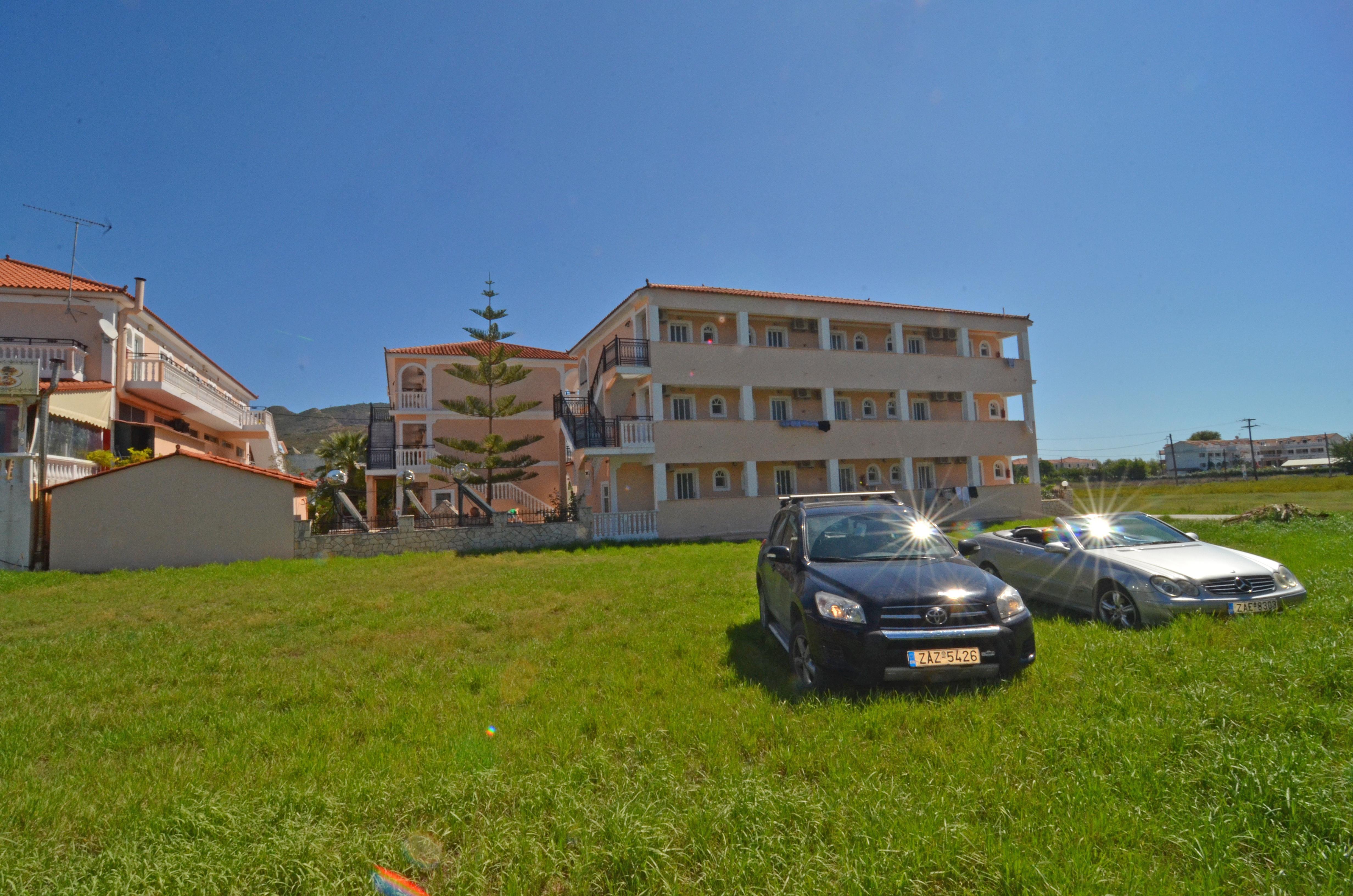 Athina Apartments Zakynthos Town Exterior photo