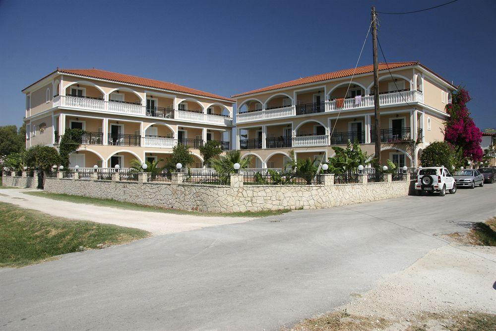 Athina Apartments Zakynthos Town Exterior photo