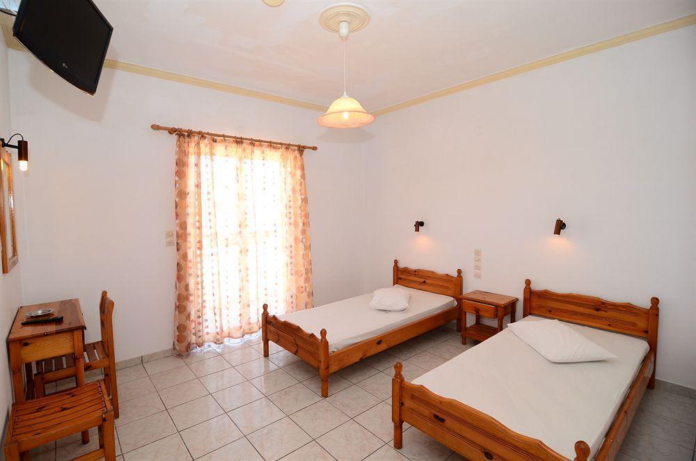 Athina Apartments Zakynthos Town Exterior photo