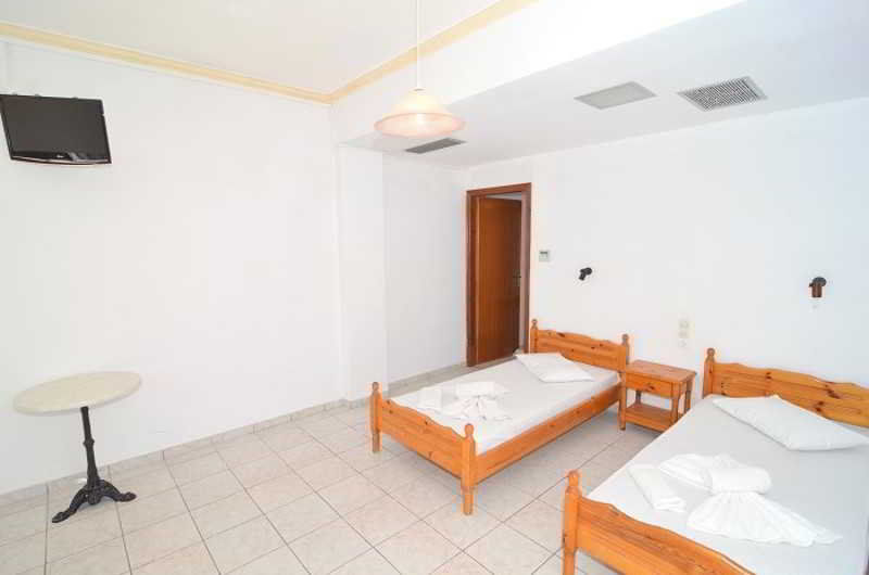 Athina Apartments Zakynthos Town Exterior photo