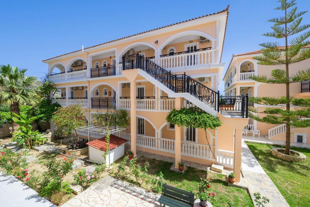 Athina Apartments Zakynthos Town Exterior photo