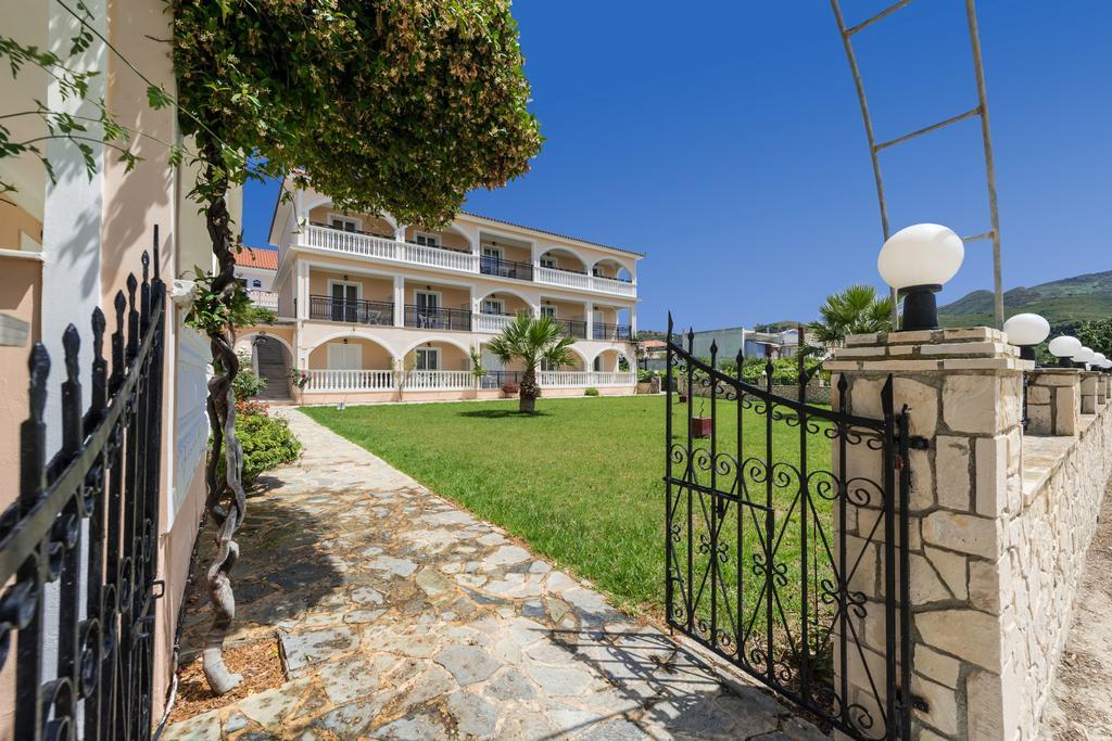 Athina Apartments Zakynthos Town Exterior photo